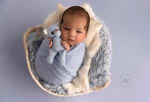 best newborn photography Sunbury OH, newborn photography packages Columbus OH, newborn photographer near me