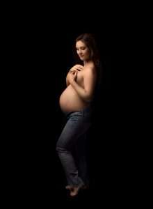 best maternity photographer Columbus OH, pregnancy photoshoot Columbus Ohio, professional maternity photos