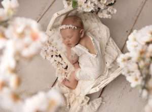 newborn photography Sunbury OH, Lewis Center OH baby photographer, newborn photography packages