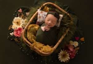 newborn photography Sunbury OH, Lewis Center OH baby photographer, newborn photography packages