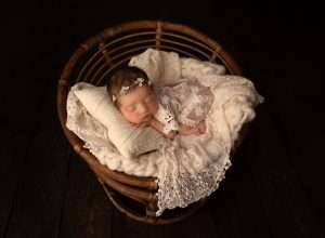 newborn photography Sunbury OH, Lewis Center OH baby photographer, newborn photography packages