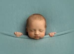 newborn photography Columbus OH, best Sunbury OH newborn portraits, baby portrait studio near me