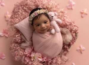 newborn portrait studio Columbus OH, Sunbury OH newborn photographer, newborn photography near me, newborn photography packages