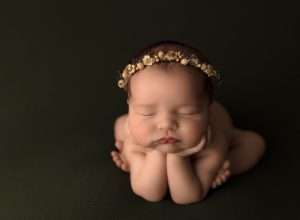 newborn portrait studio Columbus OH, Sunbury OH newborn photographer, newborn photography near me, newborn photography packages