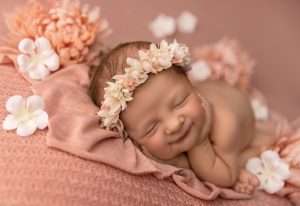 newborn portrait studio Columbus OH, Sunbury OH newborn photographer, newborn photography near me, newborn photography packages