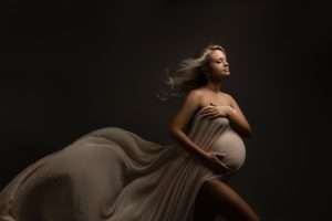 best maternity photographer Columbus OH, pregnancy photoshoot Columbus Ohio, professional maternity photos