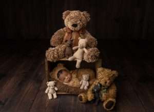 newborn portrait studio Sunbury OH, Upper Arlington OH newborn photographer, newborn photography near me