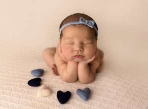 newborn portrait studio Sunbury OH, Upper Arlington OH newborn photographer, newborn photography near me