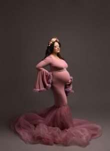 best maternity photography Columbus Ohio, maternity portrait studio near me, Sunbury OH maternity photographer