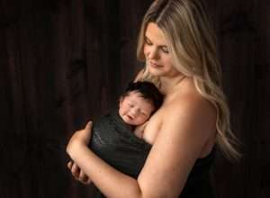 newborn portrait studio Sunbury OH, Upper Arlington OH newborn photographer, newborn photography near me