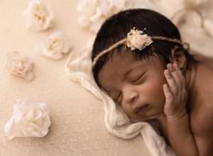 newborn portrait studio Sunbury OH, Upper Arlington OH newborn photographer, newborn photography near me