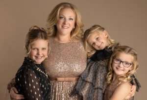 family photography in Columbus OH, get family pictures taken, best family photographer near me