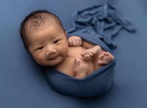 newborn portrait studio Sunbury OH, Upper Arlington OH newborn photographer, newborn photography near me