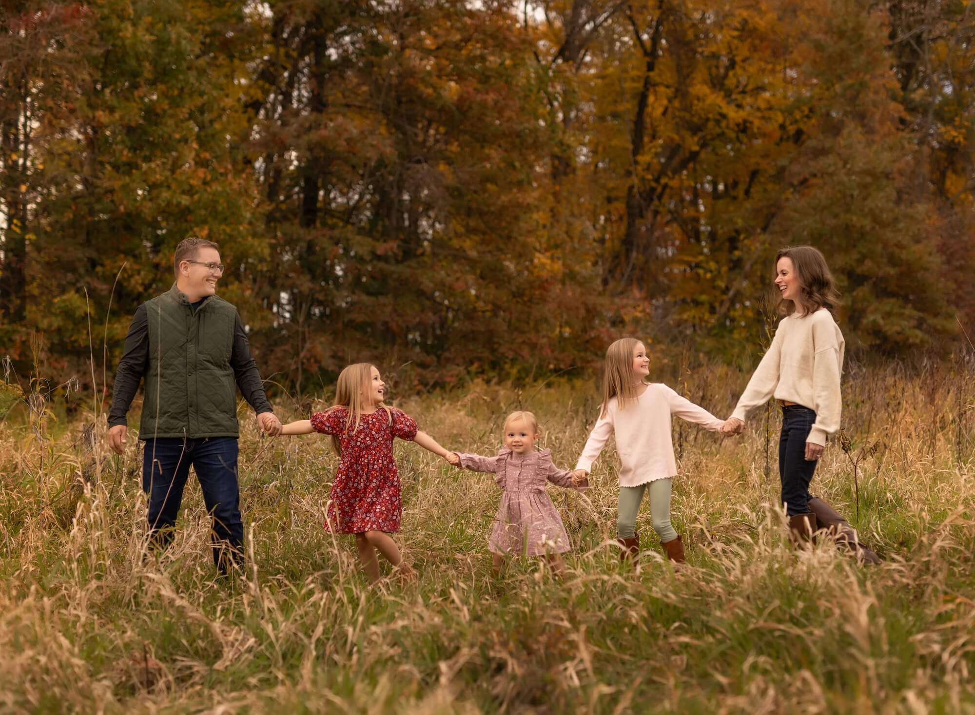 Columbus OH family portraits, family photography near me, family photographer in Columbus Ohio