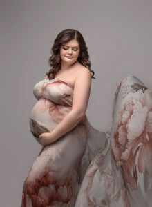 best maternity photographer Columbus Ohio, maternity portrait studio near me Columbus Ohio
