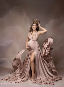 best maternity photographer Columbus Ohio, maternity portrait studio near me Columbus Ohio