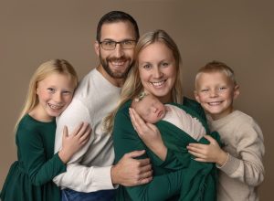 best family portraits Columbus Ohio, family photographer near me