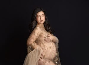 best maternity photographer Columbus Ohio, maternity portrait studio near me Columbus Ohio